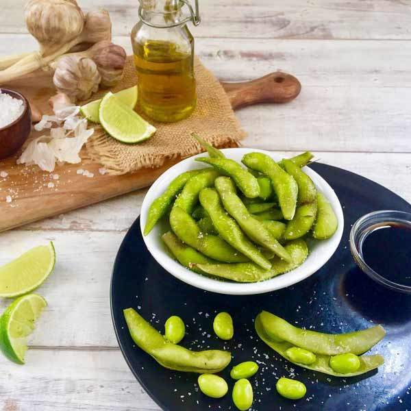 Edamames-vegan-vegetarian-protein-sources