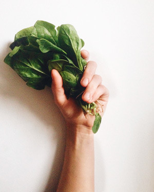 arm_holding_spinach_300x375